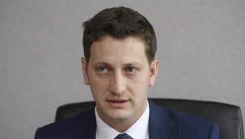ОБОЛЕВА СВЕ ВЕЋИ БРОЈ МЛАДИХ: Још 94 заражених вирусом корона у Српској, двоје преминуло ОБОЛЕВА СВЕ ВЕЋИ БРОЈ МЛАДИХ: Још 94 заражених вирусом корона у Српској, двоје преминуло