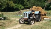 TELO NAĐENO NA TRAKTORU: Tragedija kod Negotina, krenuo da seče drva, kad je puška slučajno opalila i ubila Zorana (73) TELO NAĐENO NA TRAKTORU: Tragedija kod Negotina, krenuo da seče drva, kad je puška slučajno opalila i ubila Zorana (73)