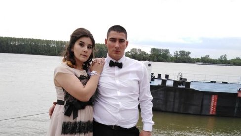 СУПРУГ ИШАО НА ПОЛИГРАФ: Обдукција потврдила да се Милица (20) обесила СУПРУГ ИШАО НА ПОЛИГРАФ: Обдукција потврдила да се Милица (20) обесила
