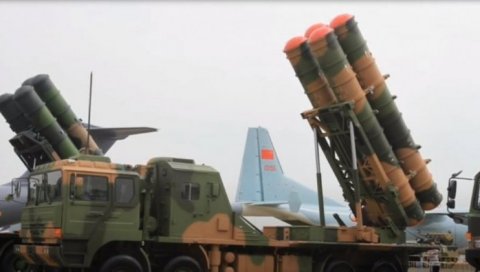 АМЕРИКА И ЕУ НАМ ПРЕТЕ ЗБОГ РАКЕТА ИЗ КИНЕ: Планирана набавка ПВО система оголила лицемерје Запада АМЕРИКА И ЕУ НАМ ПРЕТЕ ЗБОГ РАКЕТА ИЗ КИНЕ: Планирана набавка ПВО система оголила лицемерје Запада