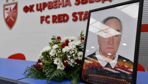 ZVEZDA SE OPROSTILA OD SVOJE LEGENDE: Održana komemoracija Vladici Popoviću ZVEZDA SE OPROSTILA OD SVOJE LEGENDE: Održana komemoracija Vladici Popoviću