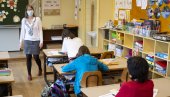 U BEOGRADU KORONOM ZARAŽENO 16 ĐAKA: Da li će škole biti zatvorene - evo šta kaže dr Kon U BEOGRADU KORONOM ZARAŽENO 16 ĐAKA: Da li će škole biti zatvorene - evo šta kaže dr Kon