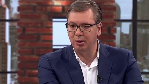 ВУЧИЋ О НАЈАВИ ДА ЋЕ ЦРНА ГОРА ОТВОРИТИ ГРАНИЦЕ: Изнео став, а онда објаснио каква је ситуација са короном у Србији ВУЧИЋ О НАЈАВИ ДА ЋЕ ЦРНА ГОРА ОТВОРИТИ ГРАНИЦЕ: Изнео став, а онда објаснио каква је ситуација са короном у Србији