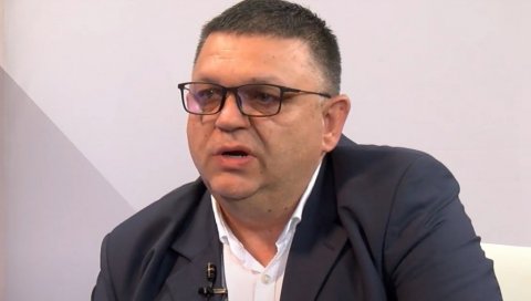 ТРОВАО СТАРЦЕ ЖИВОТИЊСКИМ ЛЕКОМ: Ухапшен директор Завода за смештај одраслих лица “Мале пчелице” ТРОВАО СТАРЦЕ ЖИВОТИЊСКИМ ЛЕКОМ: Ухапшен директор Завода за смештај одраслих лица “Мале пчелице”