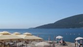 PODGORIČKI FUNKCIONER: Granica sa Srbijom otvorena na zahtev turističke privrede PODGORIČKI FUNKCIONER: Granica sa Srbijom otvorena na zahtev turističke privrede