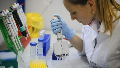 DRUGA RUSKA VAKCINA ZA KORONU – POTPUNO BEZBEDNA: Štiti najmanje pola godine DRUGA RUSKA VAKCINA ZA KORONU – POTPUNO BEZBEDNA: Štiti najmanje pola godine