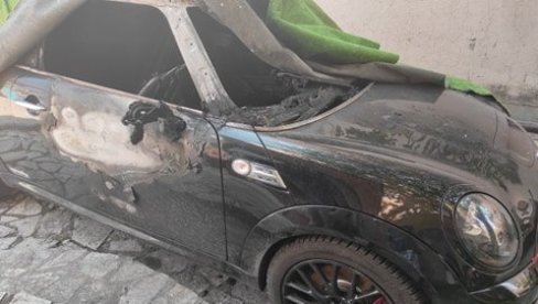 УХАПШЕНИ НАПАДАЧИ НА СТОЈМЕНОВИЋА: Угоститељ није хтео да плати рекет хулиганима, спроводи се велика истрага у Врању УХАПШЕНИ НАПАДАЧИ НА СТОЈМЕНОВИЋА: Угоститељ није хтео да плати рекет хулиганима, спроводи се велика истрага у Врању