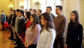 МЛАДИ ИСТРАЖИВАЧИ - Нова енергија и будућност Војнотехничког института МЛАДИ ИСТРАЖИВАЧИ - Нова енергија и будућност Војнотехничког института