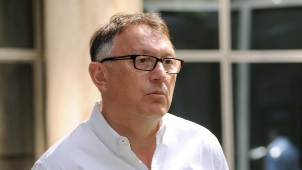 И У СВЕМИРУ СУ БИЛИ ПРВИ, АЛИ ЗАПАД ИМА ПРОБЛЕМ СА РУСИЈОМ: Патрик Бесон о вакцини против короне, Србима и Србији И У СВЕМИРУ СУ БИЛИ ПРВИ, АЛИ ЗАПАД ИМА ПРОБЛЕМ СА РУСИЈОМ: Патрик Бесон о вакцини против короне, Србима и Србији