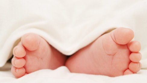 PREMINULA BEBA OD KORONE: Najmlađa žrtva opakog virusa u Grčkoj stara 37 dana PREMINULA BEBA OD KORONE: Najmlađa žrtva opakog virusa u Grčkoj stara 37 dana