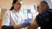 МАСОВНА ВАКЦИНАЦИЈА: Око 60 одсто Словенаца ће примити вакцину против Коивд-19 МАСОВНА ВАКЦИНАЦИЈА: Око 60 одсто Словенаца ће примити вакцину против Коивд-19
