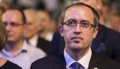 ХОТИ ЗАТРАЖИО ОБУСТАВУ РАДОВА КОД ВИСОКИХ ДЕЧАНА: Нека се преиспитају сви закони ХОТИ ЗАТРАЖИО ОБУСТАВУ РАДОВА КОД ВИСОКИХ ДЕЧАНА: Нека се преиспитају сви закони