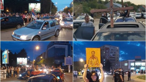 ВИЈОРЕ СЕ БАРЈАЦИ УЗ НЕ ДАМО СВЕТИЊЕ: Никшић заробљен хиљадама аутомобила - највећа ауто-литија до сада! (ФОТО/ВИДЕО) ВИЈОРЕ СЕ БАРЈАЦИ УЗ НЕ ДАМО СВЕТИЊЕ: Никшић заробљен хиљадама аутомобила - највећа ауто-литија до сада! (ФОТО/ВИДЕО)