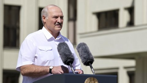 ЛУКАШЕНКО: Белорусија мора сачувати свој суверенитет, пандемија никада и није била медицински проблем ЛУКАШЕНКО: Белорусија мора сачувати свој суверенитет, пандемија никада и није била медицински проблем