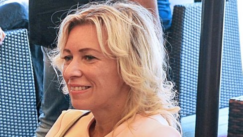 MARIJA ZAHAROVA PROZVALA FRANCUZA: Makronov poziv licemeran MARIJA ZAHAROVA PROZVALA FRANCUZA: Makronov poziv licemeran