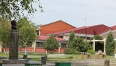 DA LI ĆE I KAKO DA RADI DOM UČENIKA U RUSKOM KRSTURU: Internat kako kovid diktira DA LI ĆE I KAKO DA RADI DOM UČENIKA U RUSKOM KRSTURU: Internat kako kovid diktira