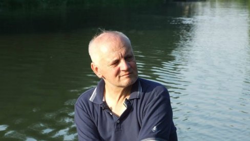 VASA PAVKOVIĆ O ZBIRCI EHO BEOGRADA: Žive slike i šumovi grada VASA PAVKOVIĆ O ZBIRCI EHO BEOGRADA: Žive slike i šumovi grada