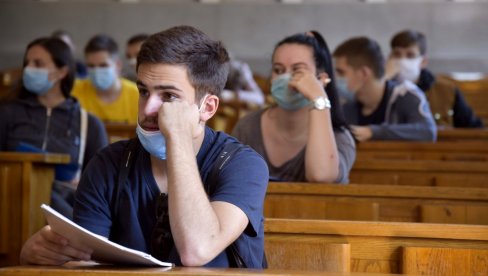 ŠTA JE SA STUDENTIMA? Kako će biti organizovana nastava i da li će biti povratka u domove ŠTA JE SA STUDENTIMA? Kako će biti organizovana nastava i da li će biti povratka u domove