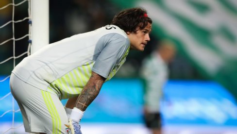 SVILAR IGRAČ UTAKMICE: Srpski golman oduševio navijače Rome protiv Frozinonea SVILAR IGRAČ UTAKMICE: Srpski golman oduševio navijače Rome protiv Frozinonea