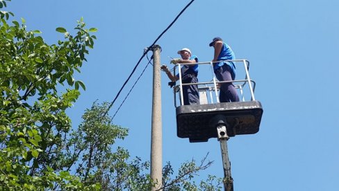 ВИНИК ДОБИО НОВУ РАСВЕТУ: ЈКП Паркинг сервис из Ниша наставља обнову и проширивање уличног осветљења ВИНИК ДОБИО НОВУ РАСВЕТУ: ЈКП Паркинг сервис из Ниша наставља обнову и проширивање уличног осветљења