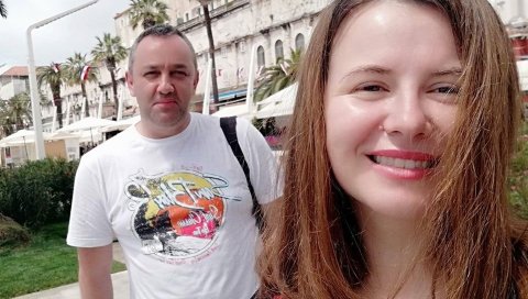 ОТАЦ ГЛЕДАО КАКО МУ ГИНУ ЋЕРКА, ЗЕТ И УНУК: Годинама је чекао да постане деда, а онда је у тренутку остао без најмилијих (ФОТО) ОТАЦ ГЛЕДАО КАКО МУ ГИНУ ЋЕРКА, ЗЕТ И УНУК: Годинама је чекао да постане деда, а онда је у тренутку остао без најмилијих (ФОТО)