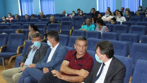 ПАЖЊА ЗА ДЕЦУ БОРАЦА: 13 хиљада КМ за 130 малишана као помоћ за куповину уџбеника ПАЖЊА ЗА ДЕЦУ БОРАЦА: 13 хиљада КМ за 130 малишана као помоћ за куповину уџбеника