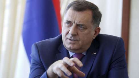 ВАКЦИНАЦИЈА ЋЕ БИТИ ДОБРОВОЉНА: Милорад Додик најавио да ће на јесен ићи у Русију да заврши посао око набавке средства против короне ВАКЦИНАЦИЈА ЋЕ БИТИ ДОБРОВОЉНА: Милорад Додик најавио да ће на јесен ићи у Русију да заврши посао око набавке средства против короне