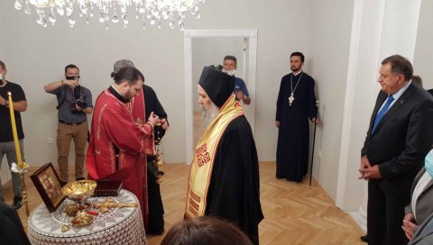 ДОБОЈ ЈЕ ОЗБИЉНО ГРАДИЛИШТЕ: Додик на обележавању градске славе ДОБОЈ ЈЕ ОЗБИЉНО ГРАДИЛИШТЕ: Додик на обележавању градске славе