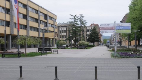 ПЛАНСКА ИМУНИЗАЦИЈА СТАНОВНИШТВА У КРАЉЕВУ: Ромима од сада лакша пријава за вакцинисање ПЛАНСКА ИМУНИЗАЦИЈА СТАНОВНИШТВА У КРАЉЕВУ: Ромима од сада лакша пријава за вакцинисање