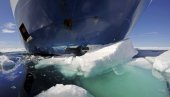 ПРЕШАО МИЛИОН МОРСКИХ МИЉА: Руски ледоломац поставио апсолутни рекорд у пловидби Арктиком ПРЕШАО МИЛИОН МОРСКИХ МИЉА: Руски ледоломац поставио апсолутни рекорд у пловидби Арктиком