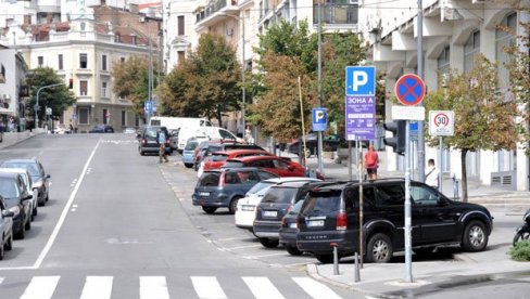 У ПАМЕТНОМ ГРАДУ, ПАМЕТАН И ПАРКИНГ: Дигитализација услуга најдаље одмакла у систему остављања возила У ПАМЕТНОМ ГРАДУ, ПАМЕТАН И ПАРКИНГ: Дигитализација услуга најдаље одмакла у систему остављања возила