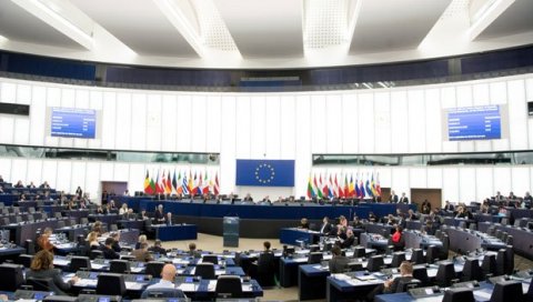 СТОП КОРУПЦИЈИ, ПА СТИЖУ ЕВРИ: ЕУ поставила услове за добијање кредита од 60 милиона СТОП КОРУПЦИЈИ, ПА СТИЖУ ЕВРИ: ЕУ поставила услове за добијање кредита од 60 милиона