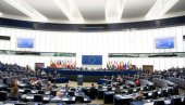 СТОП КОРУПЦИЈИ, ПА СТИЖУ ЕВРИ: ЕУ поставила услове за добијање кредита од 60 милиона СТОП КОРУПЦИЈИ, ПА СТИЖУ ЕВРИ: ЕУ поставила услове за добијање кредита од 60 милиона