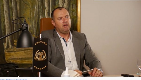 ШОКАНТНА ИСПОВЕСТ Бивши телохранитељ Фахрудина Радончића: Од Мила смо под ротацијом довозили вреће пара од дроге у Сарајево (ВИДЕО) ШОКАНТНА ИСПОВЕСТ Бивши телохранитељ Фахрудина Радончића: Од Мила смо под ротацијом довозили вреће пара од дроге у Сарајево (ВИДЕО)
