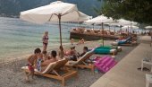 АКО ДОБИЈЕТЕ КОРОНУ НА ЛЕТОВАЊУ: Да ли ћете у Црној Гори моћи бесплатно да се лечите АКО ДОБИЈЕТЕ КОРОНУ НА ЛЕТОВАЊУ: Да ли ћете у Црној Гори моћи бесплатно да се лечите