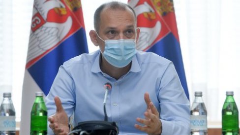 ОСТАЛО САМО 300 МЕСТА У БЕОГРАДСКИМ БОЛНИЦАМА: Огласио се министар Лончар, драматичан пораст броја заражених ОСТАЛО САМО 300 МЕСТА У БЕОГРАДСКИМ БОЛНИЦАМА: Огласио се министар Лончар, драматичан пораст броја заражених