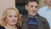 OVO SU ANĐELKO I KATICA: Bela Crkva u šoku zbog ljubavnika - svastike i zeta (FOTO) OVO SU ANĐELKO I KATICA: Bela Crkva u šoku zbog ljubavnika - svastike i zeta (FOTO)