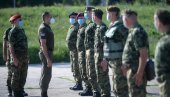 МИНИСТАР ВУЛИН: Улажемо у развој подофицира - они су кичма сваке војске! (ФОТО) МИНИСТАР ВУЛИН: Улажемо у развој подофицира - они су кичма сваке војске! (ФОТО)