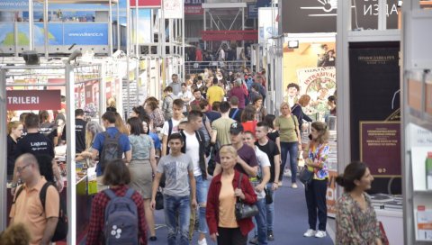 ПОСТОЈИ ЛИ АЛТЕРНАТИВА ЗА НАШУ НАЈВЕЋУ СМОТРУ ПИСАНЕ РЕЧИ? Сајам књига не може без посетилаца ПОСТОЈИ ЛИ АЛТЕРНАТИВА ЗА НАШУ НАЈВЕЋУ СМОТРУ ПИСАНЕ РЕЧИ? Сајам књига не може без посетилаца