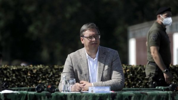 ПРЕДСЕДНИК О ХРТКОВЦИМА: У политику сам ушао на лето 1993. године ПРЕДСЕДНИК О ХРТКОВЦИМА: У политику сам ушао на лето 1993. године