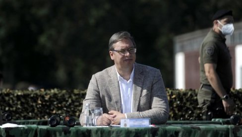 ПРЕДСЕДНИК О ХРТКОВЦИМА: У политику сам ушао на лето 1993. године ПРЕДСЕДНИК О ХРТКОВЦИМА: У политику сам ушао на лето 1993. године