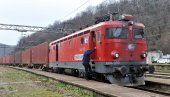 ISKLIZNUO VOZ NA PRUZI KRALJEVO - POŽEGA: Izletela lokomotiva i tri vagona ISKLIZNUO VOZ NA PRUZI KRALJEVO - POŽEGA: Izletela lokomotiva i tri vagona