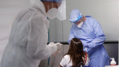 ПОЛОВИНА ЗАРАЖЕНИХ МЕЂУ МЛАДИМА СУ ДЕЦА: Италија чека одобрење за вакцинисање најмлађих ПОЛОВИНА ЗАРАЖЕНИХ МЕЂУ МЛАДИМА СУ ДЕЦА: Италија чека одобрење за вакцинисање најмлађих