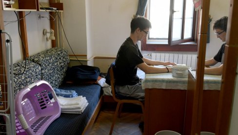 KIRIJA 10 PUTA SKUPLJA OD DOMA: Akademci koji ne dobiju studentski smeštaj, privatne stanove plaćaće papreno