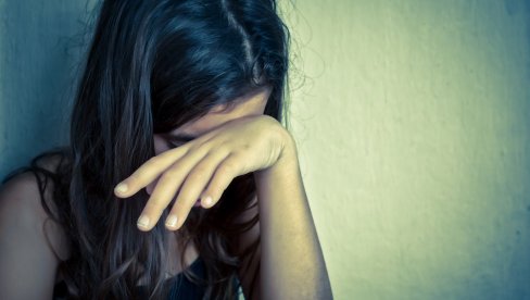 НАТЕРАО ДЕВОЈЧИЦУ (8) ДА ГА ДВА ПУТА ОРАЛНО ЗАДОВОЉИ: Детаљи ужаса код Зајечара - дете само пријавило педофила НАТЕРАО ДЕВОЈЧИЦУ (8) ДА ГА ДВА ПУТА ОРАЛНО ЗАДОВОЉИ: Детаљи ужаса код Зајечара - дете само пријавило педофила