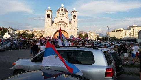ЦРКВА ПОСТОЈАНА У БОРБИ ЗА ВЕРУ, СЛОБОДУ И ИДЕНТИТЕТ: Одржана седница Српског народног већа, пружена подршка СПЦ у одбрани светиња ЦРКВА ПОСТОЈАНА У БОРБИ ЗА ВЕРУ, СЛОБОДУ И ИДЕНТИТЕТ: Одржана седница Српског народног већа, пружена подршка СПЦ у одбрани светиња