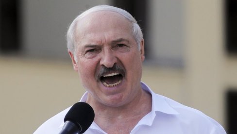 ЈА УОПШТЕ НИСАМ ДИКТАТОР: Лукашенко позвао стране новинаре да му се извине због погрдног назива ЈА УОПШТЕ НИСАМ ДИКТАТОР: Лукашенко позвао стране новинаре да му се извине због погрдног назива