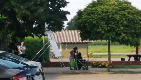 НЕМА ИХ ВИШЕ, ОТИШЛА СУ МОЈА ДЕЦА: Исповест неутешне мајке која је на језеру Очага изгубила два сина НЕМА ИХ ВИШЕ, ОТИШЛА СУ МОЈА ДЕЦА: Исповест неутешне мајке која је на језеру Очага изгубила два сина