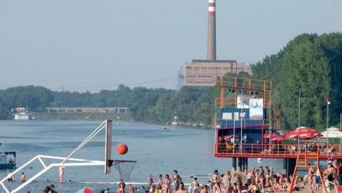 НОВИ ДЕТАЉИ ТРАГЕДИЈИ У КОСТОЛЦУ: Мушкарац се утопио наочиглед бројних купача НОВИ ДЕТАЉИ ТРАГЕДИЈИ У КОСТОЛЦУ: Мушкарац се утопио наочиглед бројних купача
