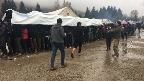 UHAPŠENI AVGANISTANCI: Krijumčarili ilegalne migrante preko Drine UHAPŠENI AVGANISTANCI: Krijumčarili ilegalne migrante preko Drine